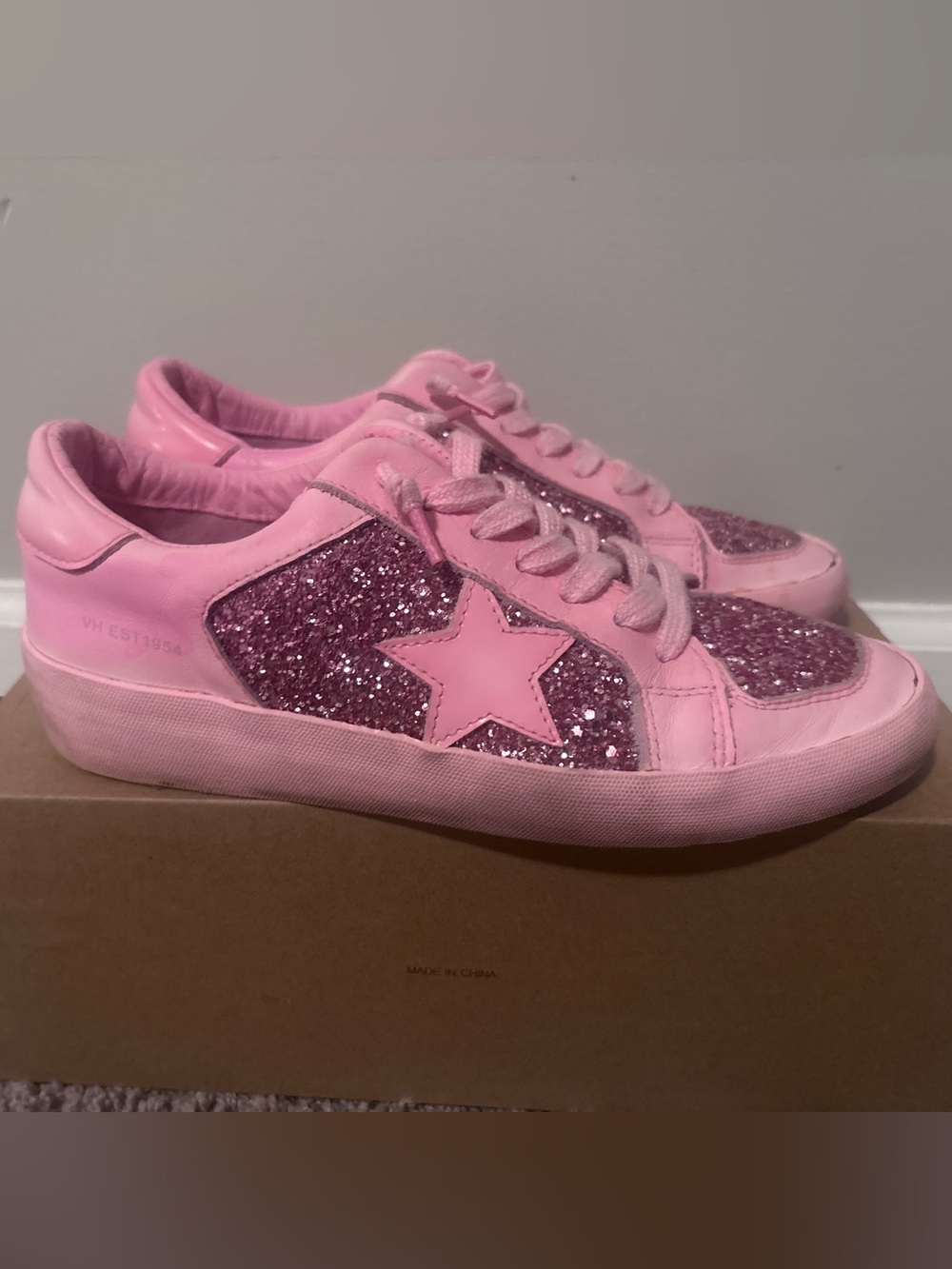 Vintage Havana Pink Alexis 2 Glitter Sneakers